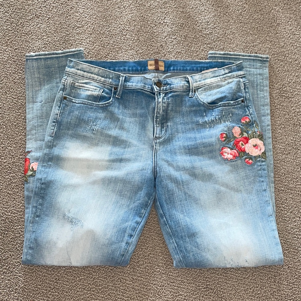 Driftwood Beau Floral Embroidered Classic Fit Jeans Size 32